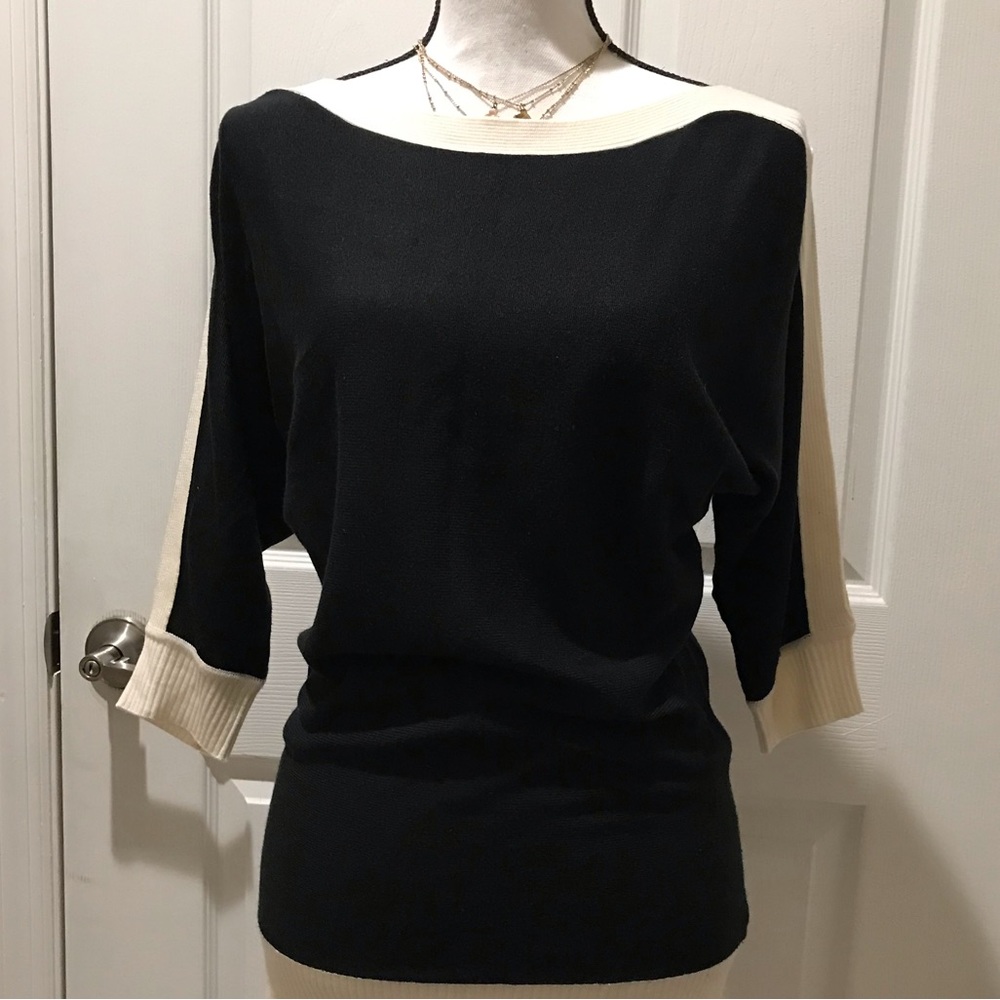 New York & Co. NWOT Cold Shoulder 3/4 Sleeves Black & White Thin Sweater Size S